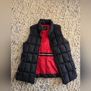 GAP Black Puffer Vest with Red Lining